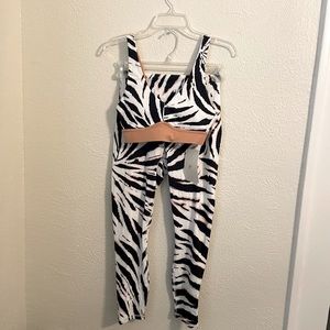 Fabletics Zebra Tie Dye Leggings Set